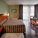 Pedro I De Aragon 4 Estrellas Superior Уэска