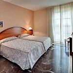 Pedro I De Aragon 4 Estrellas Superior 4*