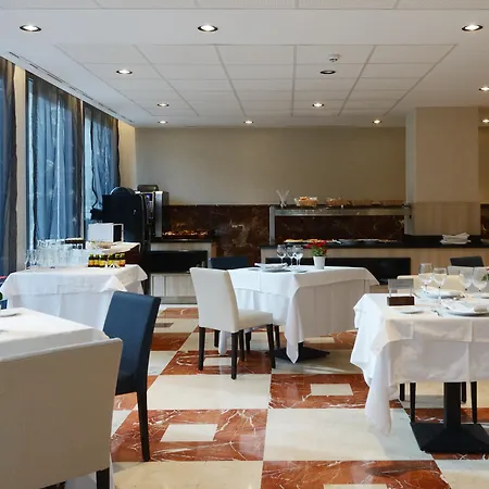 Pedro I De Aragon 4 Estrellas Superior Otel 4*
