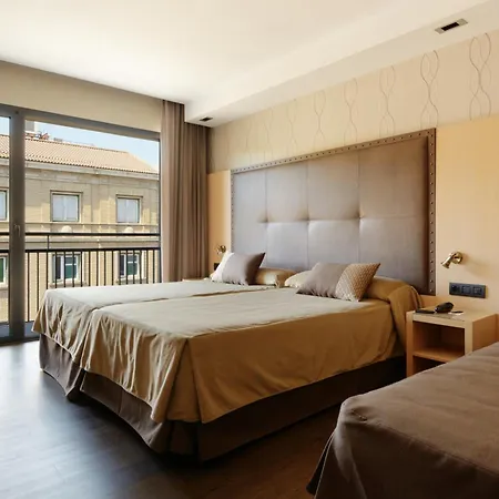 Otel Pedro I De Aragon 4 Estrellas Superior 4*