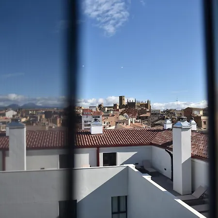 Pedro I De Aragon 4 Estrellas Superior Hotel 4*