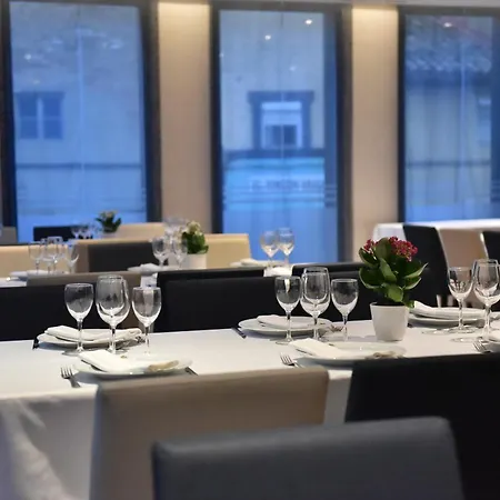 Hotel Pedro I De Aragon 4 Estrellas Superior