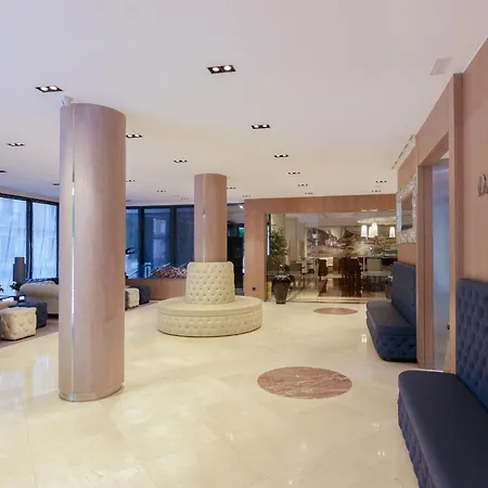 Pedro I De Aragon 4 Estrellas Superior Hotel 4*