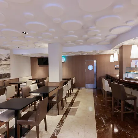 Pedro I De Aragon 4 Estrellas Superior