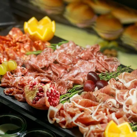 Pedro I De Aragon 4 Estrellas Superior Hotel Huesca