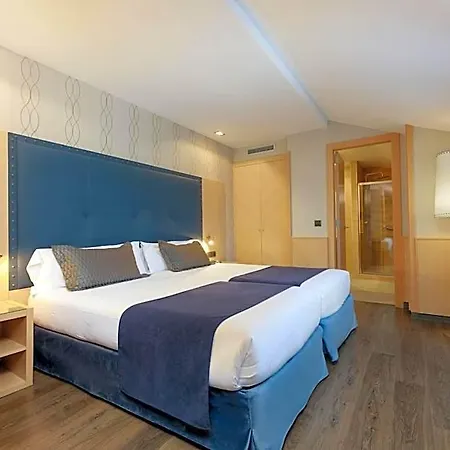 Pedro I De Aragon 4 Sup Hotel