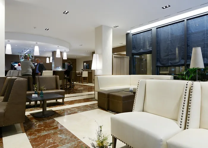 Pedro I De Aragon 4 Estrellas Superior