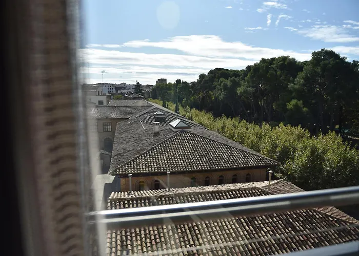 Hotel Pedro I De Aragon 4 Estrellas Superior Huesca