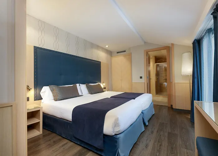 Pedro I De Aragon 4 Estrellas Superior Huesca