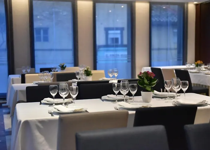 Hotell Pedro I De Aragon 4 Estrellas Superior