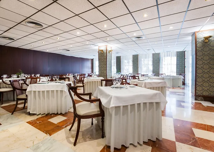 Hotell Pedro I De Aragon 4 Estrellas Superior Huesca