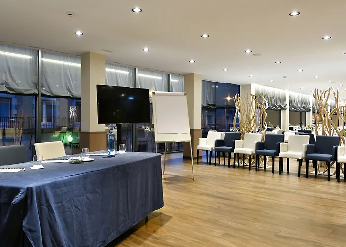 Hotel Pedro I De Aragon 4 Estrellas Superior Huesca