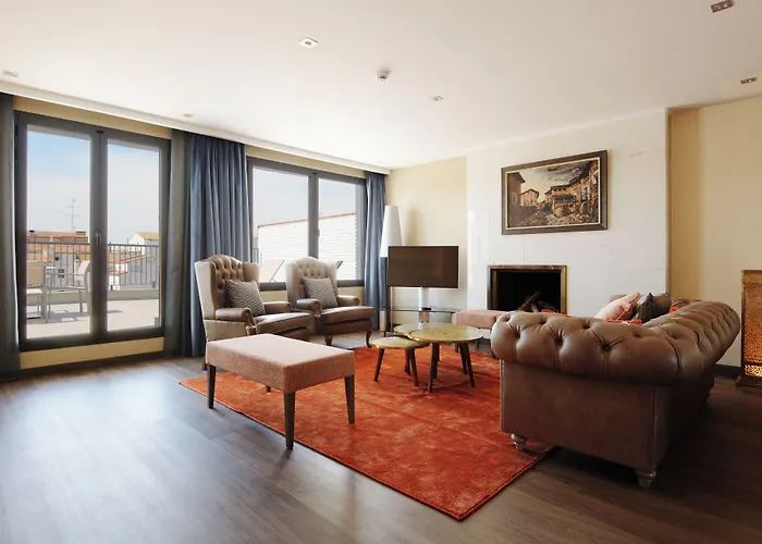 Pedro I De Aragon 4 Estrellas Superior Huesca